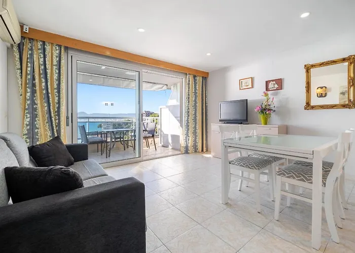 Hauzify I Apartament Gavina
