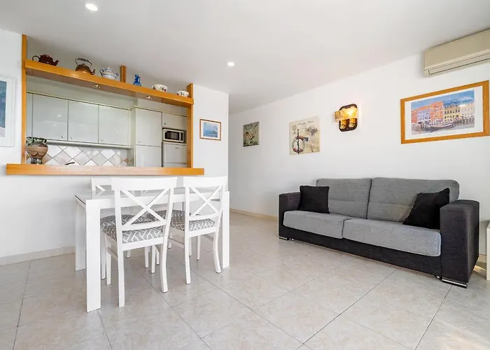Hauzify I Apartament Gavina